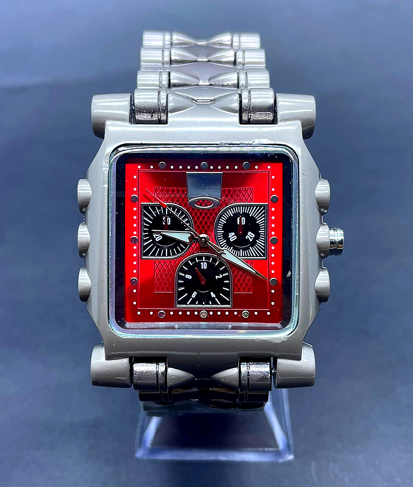 Oakley 2025 tank watch