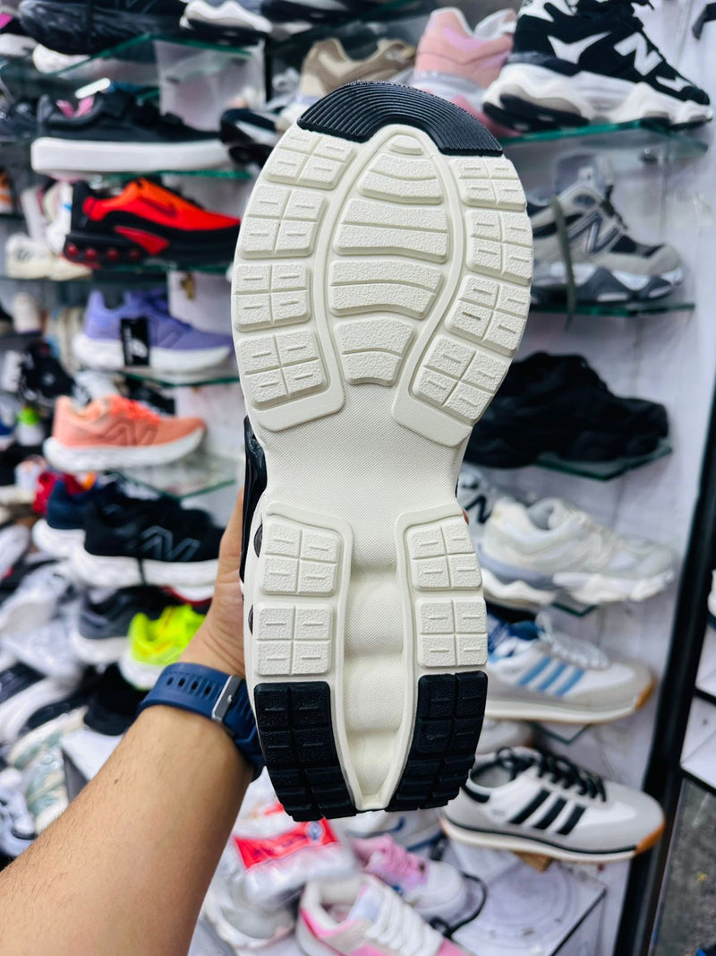 LANÇAMENTO Tênis Nike Air Max DN Bege com Preto + Frete Grátis