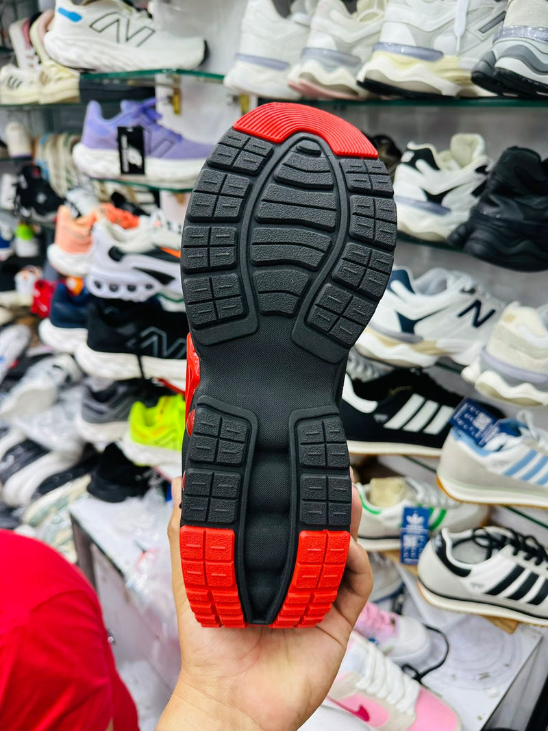 LANÇAMENTO Tênis Nike Air Max DN Preto com Laranja + Frete Grátis