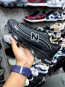 LANÇAMENTO Tênis New Balance 1000 Preto Detalhes Cinza + Frete Grátis