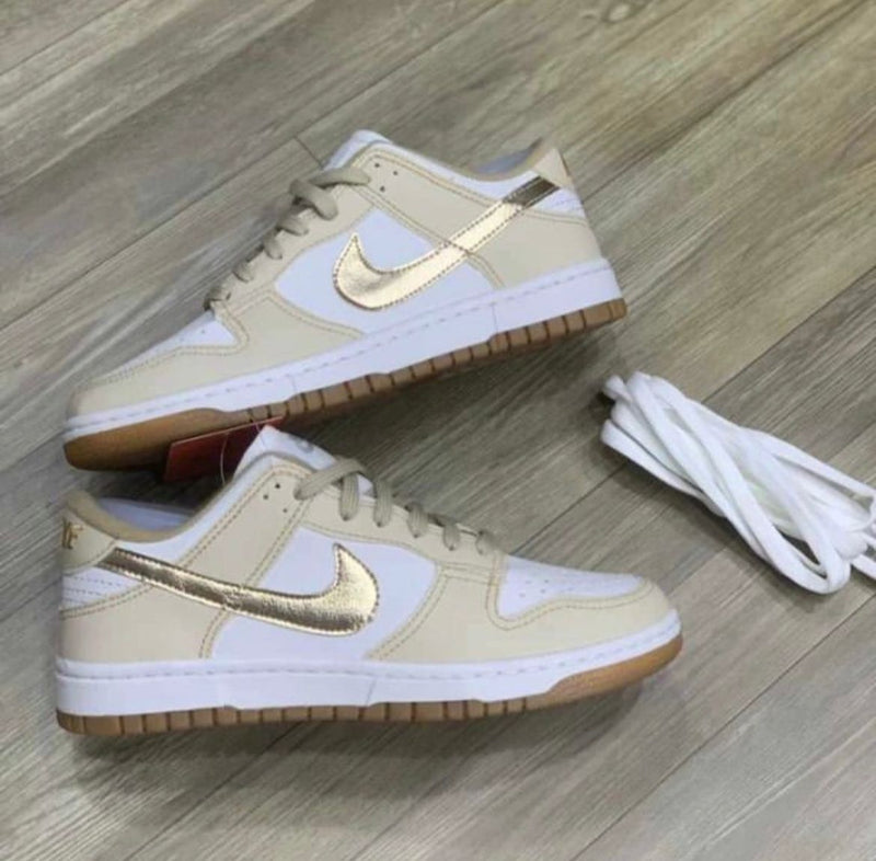 TÊNIS NIKE DUNK LOW BRANCO COM DOURADO- LANÇAMENTO🔥