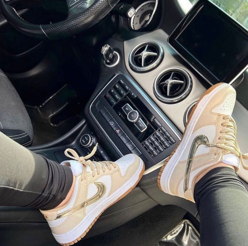 TÊNIS NIKE DUNK LOW BRANCO COM DOURADO- LANÇAMENTO🔥