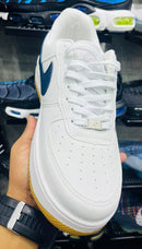 TÊNIS AIR FORCE BRANCO COM DETALHES AZUL