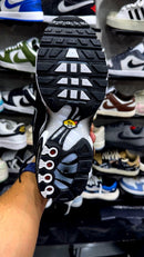 LANÇAMENTO Tênis Nike Air Max Plus TN1 Preto e Branco + Frete Grátis